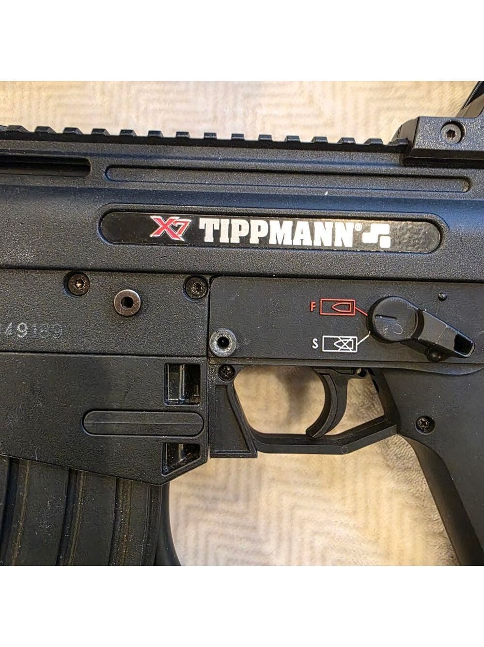 Tippmann X7 Paintball Marker - Picture 3 of 11